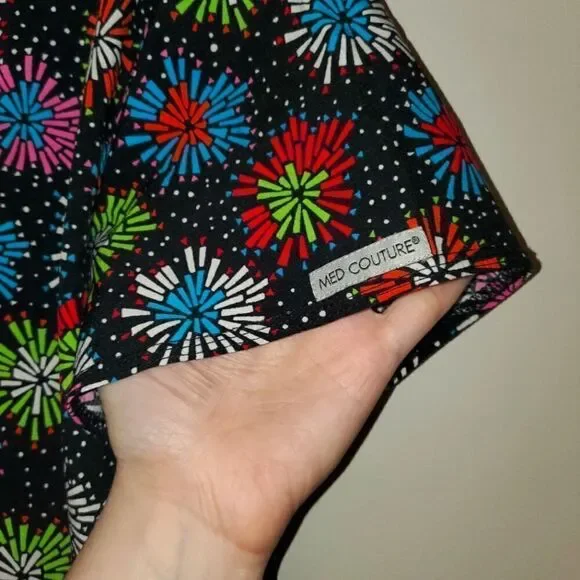 MED COUTURE BURST PRINT MULTICOLORED SCRUB TOP SIZE LARGE - Picture 3 of 6